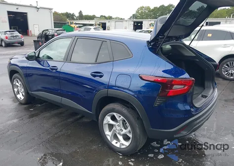 2024 Chevrolet Trax Fwd Sp из США, поврежденный, VIN KL77LFE22RC152857